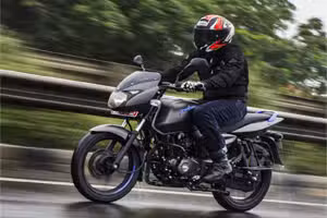 Bajaj Pulsar 125 Puzzle