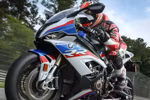 Drifting BMW S1000RR Puzzle